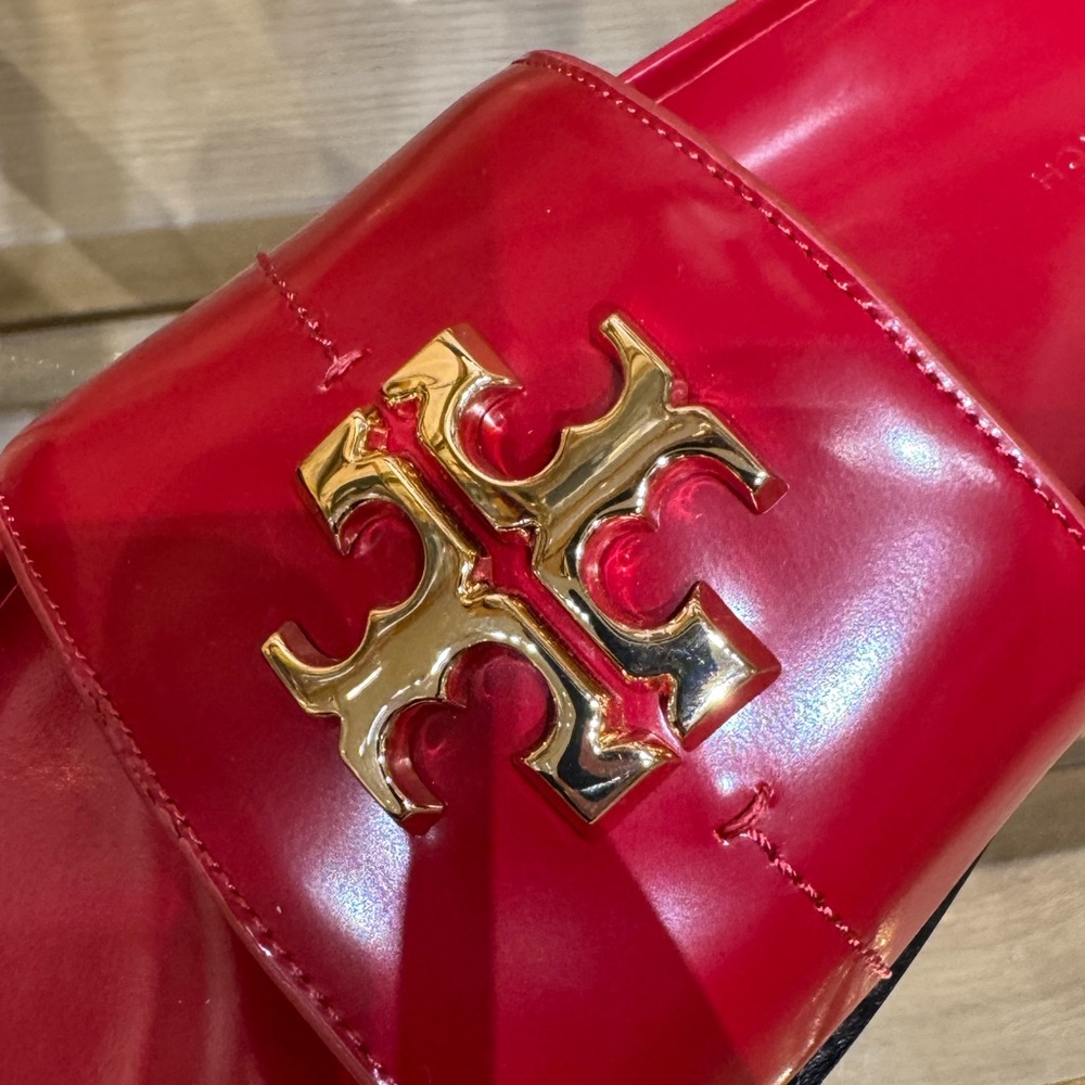 Tory Burch Red Patent Leather Slide Sandals with Gold Logo - Picture 7 of 8
